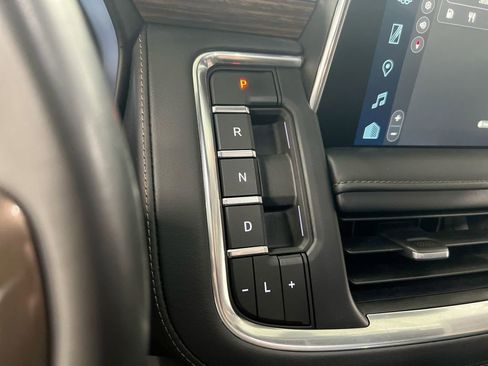 Used 2024 Chevrolet Tahoe High Country image 18