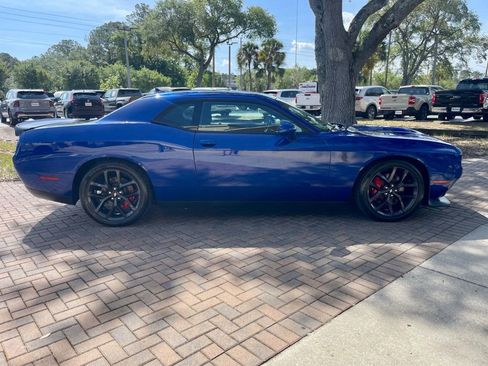 Used 2019 Dodge Challenger R/T Scat Pack w/ Driver Convenience Group RWD image 6