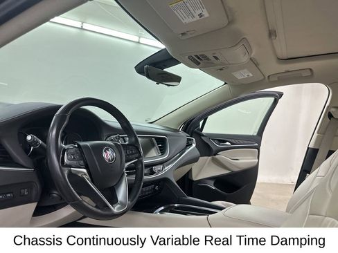 Used 2023 Buick Enclave Avenir w/ Avenir Technology Package AWD/4WD image 32