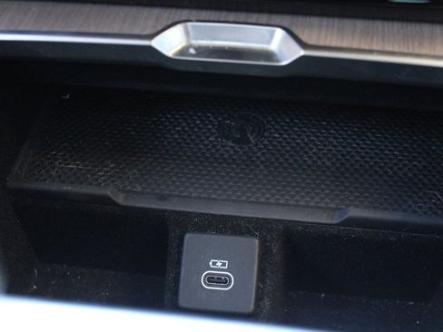 Used 2023 Land Rover Range Rover SE image 27