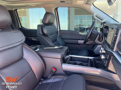 New 2025 Ford F350 Lariat w/ Lariat Ultimate Package image 18