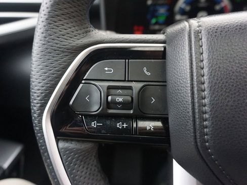 Used 2025 Toyota Tundra Platinum AWD/4WD image 8