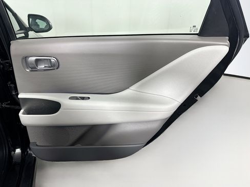 Used 2024 Hyundai Ioniq 6 SEL RWD image 30