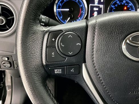 Used 2017 Toyota Corolla SE w/ Carpet Mat Package (TMS) image 11