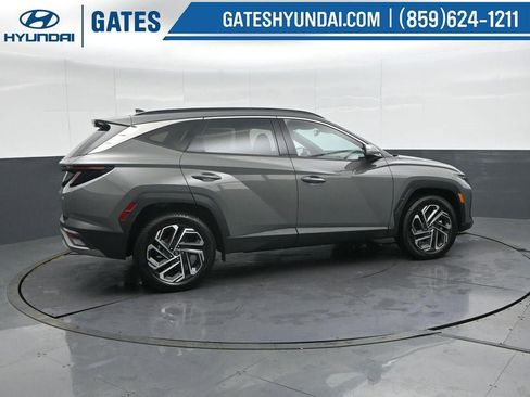 New 2026 Hyundai Tucson Limited image 3