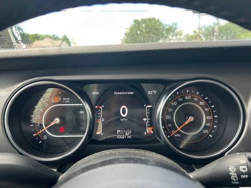 Used 2021 Jeep Wrangler Unlimited Sport AWD/4WD image 18