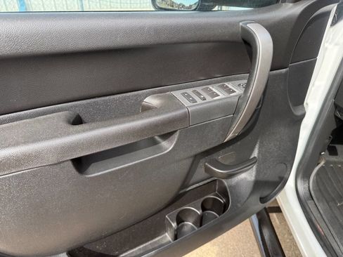 Used 2013 Chevrolet Silverado 2500 LT w/ Interior Plus Package image 16