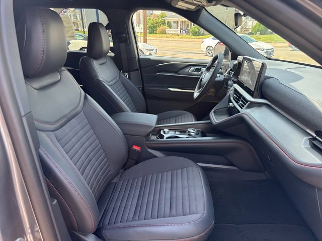 New 2026 Ford Explorer ST-Line AWD/4WD image 31