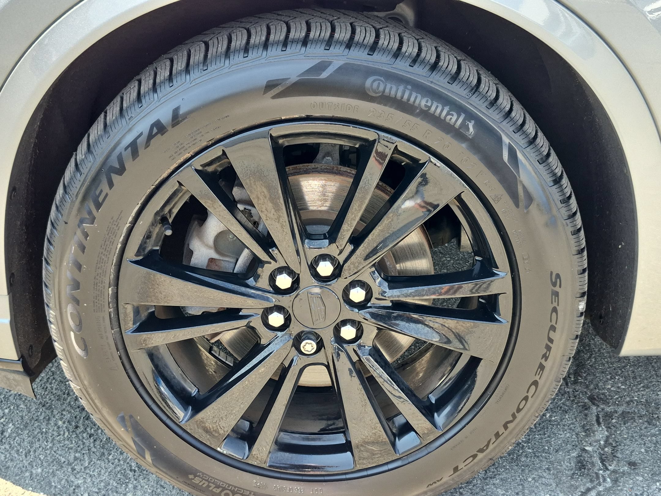 Certified 2023 Cadillac XT6 Premium Luxury w/ LPO, Floor Liner Package AWD/4WD image 10
