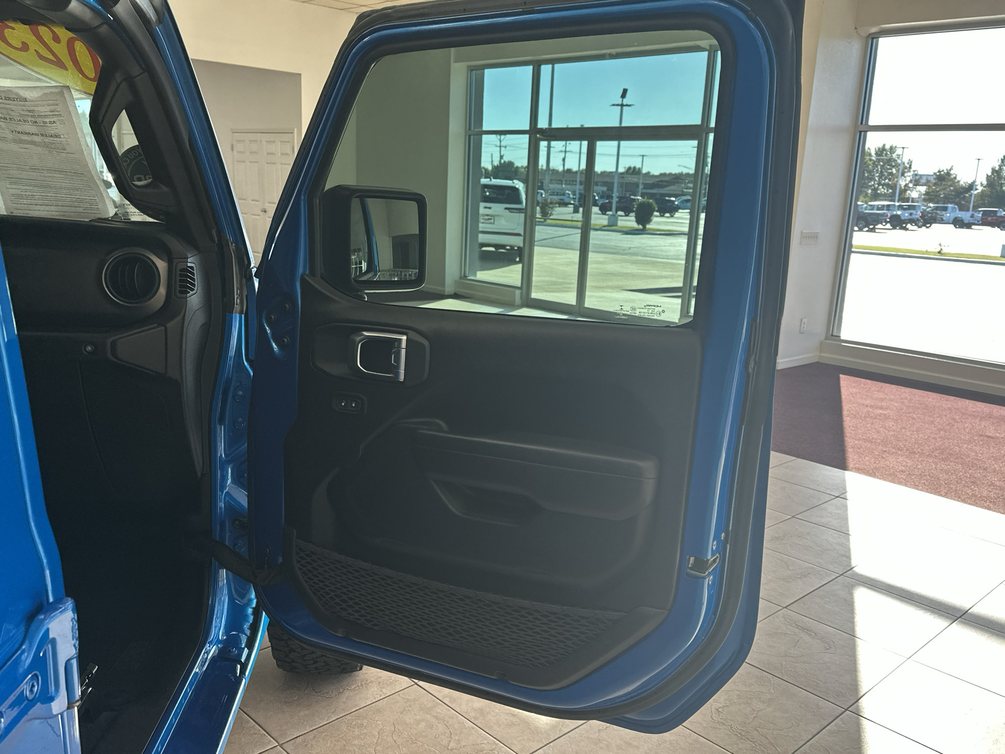 Used 2023 Jeep Gladiator Sport AWD/4WD image 14