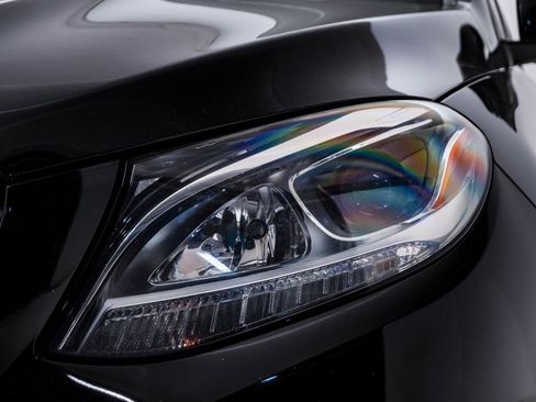 Used 2018 Mercedes-Benz GLE 350 4MATIC image 6