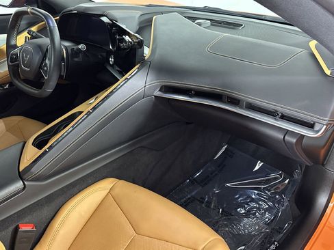 Used 2024 Chevrolet Corvette Stingray Preferred Cpe w/ 2LT image 33