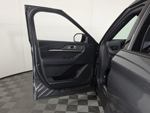 Used 2026 Ford Explorer ST-Line AWD/4WD image 21
