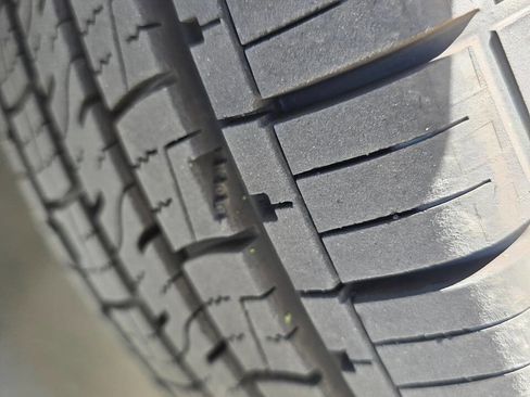 Used 2016 Chevrolet Traverse LT image 28