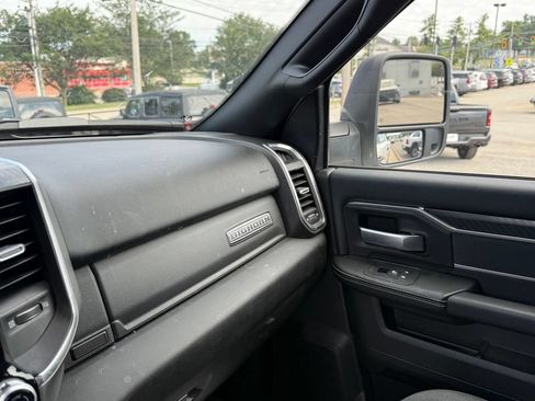 Used 2025 RAM 2500 Big Horn AWD/4WD image 23