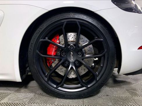 Certified 2022 Porsche 718 Cayman GT4 image 28