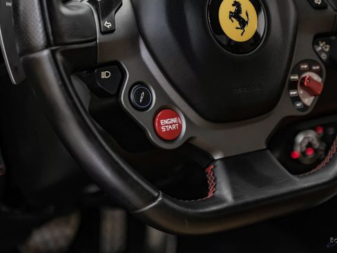 Used 2014 Ferrari 458 Italia Coupe RWD image 54