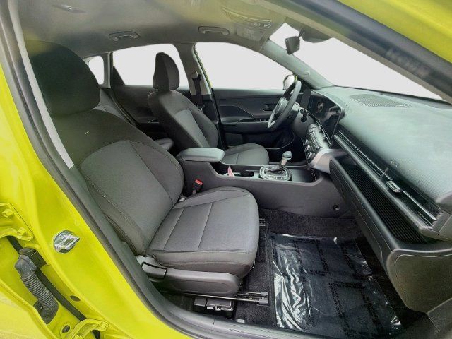 Certified 2025 Hyundai Kona SE FWD image 27