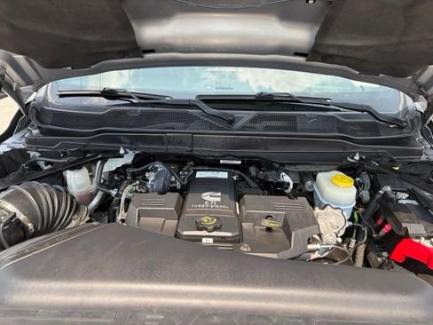Used 2023 RAM 2500 Laramie AWD/4WD image 10