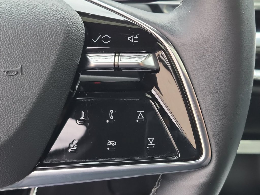 Certified 2024 Cadillac Lyriq Sport AWD/4WD image 27