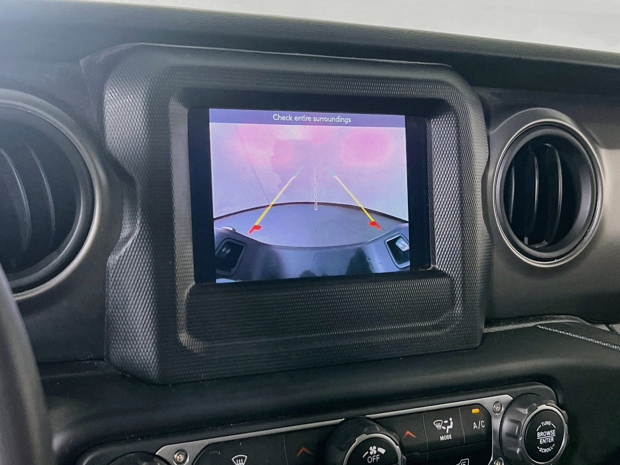 Used 2023 Jeep Gladiator Sport AWD/4WD image 13