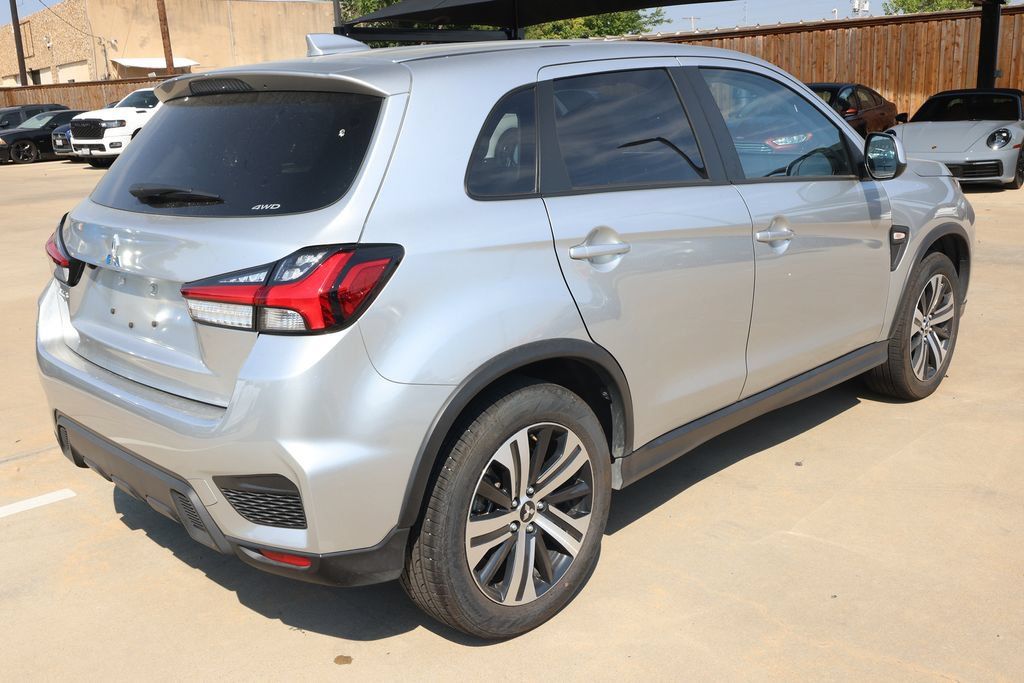 Used 2026 Mitsubishi Outlander Sport ES AWD/4WD image 5