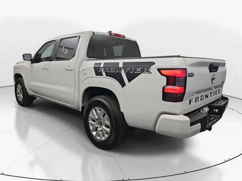 Used 2023 Nissan Frontier SV w/ Technology Package image 7