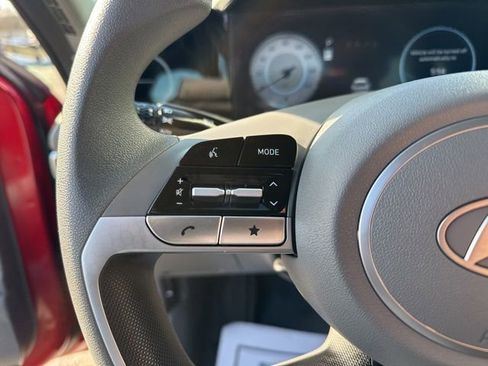 Used 2024 Hyundai Elantra SEL image 26