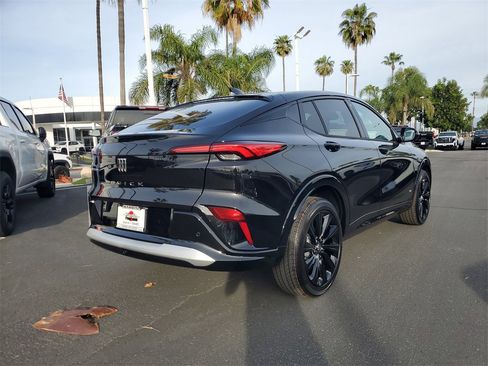 New 2026 Buick Envista Sport Touring image 4