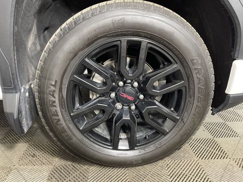 Used 2023 GMC Sierra 1500 Elevation w/ LPO, GMC Protection Package image 9