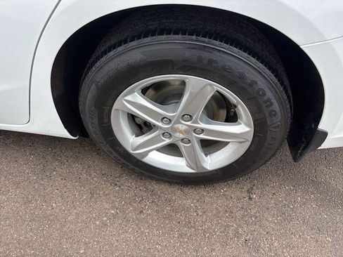 Used 2022 Chevrolet Malibu LS FWD image 42