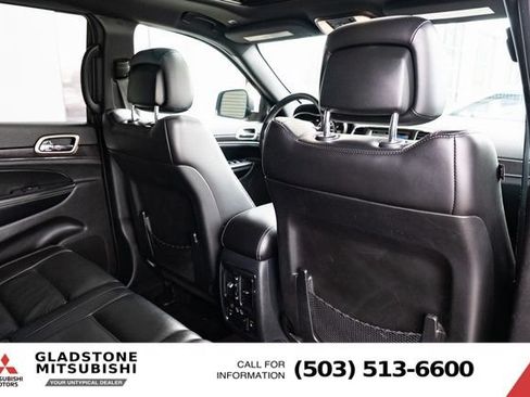 Used 2017 Jeep Grand Cherokee Limited w/ Luxury Group II AWD/4WD image 27