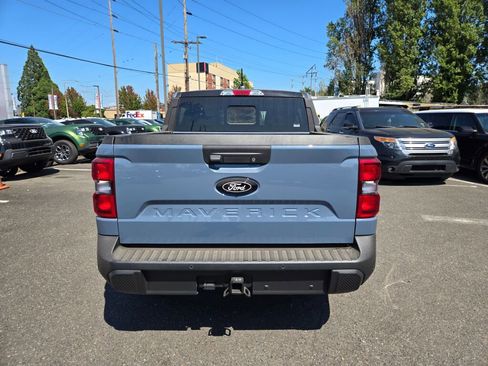 Used 2025 Ford Maverick Lariat w/ Black Appearance Package AWD/4WD image 6