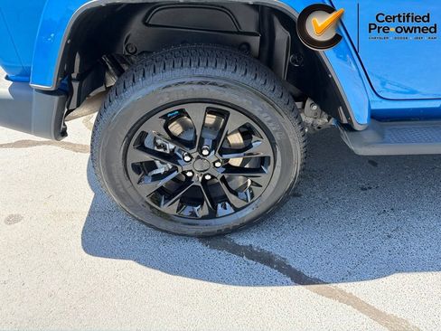 Certified 2023 Jeep Wrangler Unlimited Sahara w/ Cold Weather Group AWD/4WD image 18