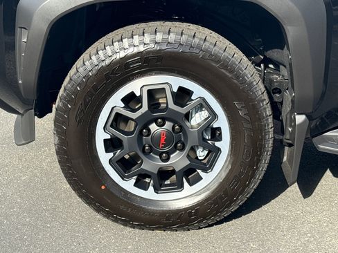 New 2026 Toyota 4Runner TRD Off-Road Premium AWD/4WD image 5