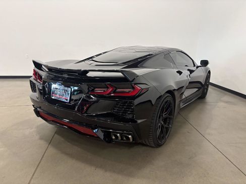 Used 2021 Chevrolet Corvette Stingray Coupe w/ Z51 Performance Package RWD image 3