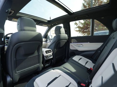 New 2026 Mercedes-Benz GLE 53 AMG 4MATIC image 46