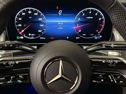 Used 2023 Mercedes-Benz GLC 300 4MATIC image 18