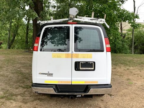 Used 2014 Chevrolet Express 2500 w/ Cold Climate Package image 5