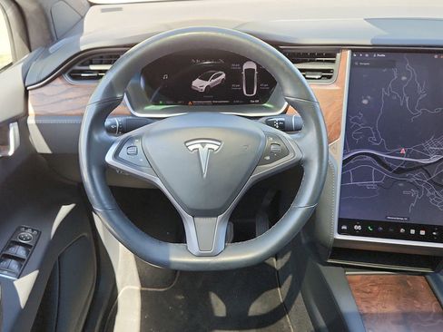 Used 2019 Tesla Model X Long Range AWD/4WD image 14