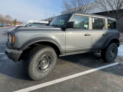 New 2025 Ford Bronco Base w/ Sasquatch Package image 6