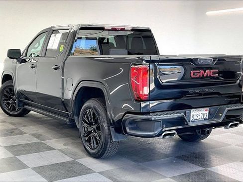 Used 2023 GMC Sierra 1500 Denali w/ Technology Package AWD/4WD image 10