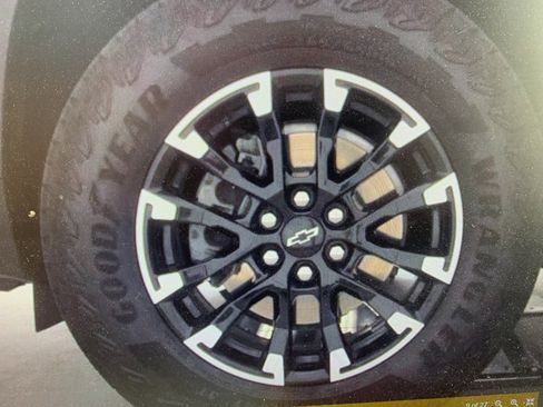 Used 2023 BMW X7 M60i w/ Executive Package image 38