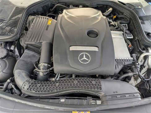 Used 2018 Mercedes-Benz C 300 4MATIC Sedan image 29