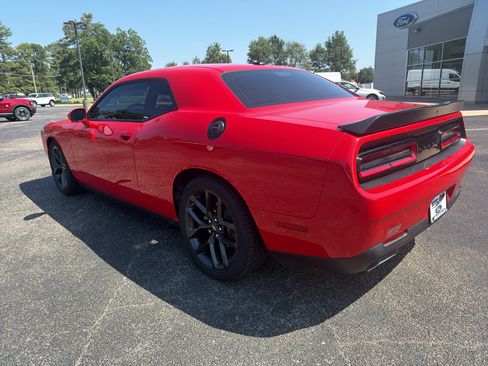 Used 2022 Dodge Challenger GT w/ Blacktop Package RWD image 8
