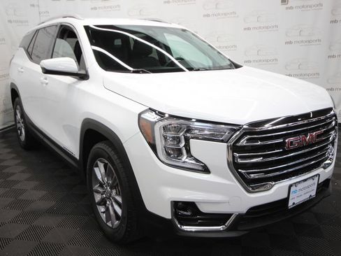 Used 2023 GMC Terrain SLT AWD/4WD image 11