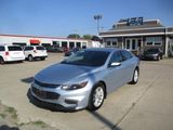 Used 2017 Chevrolet Malibu LT image 2