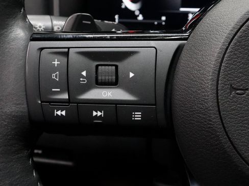 Certified 2024 Nissan Rogue SL w/ SL Premium Package image 29