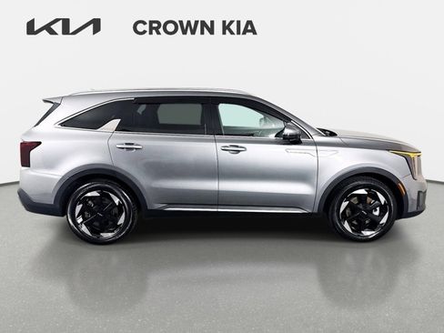 Certified 2025 Kia Sorento SX Prestige AWD/4WD image 4
