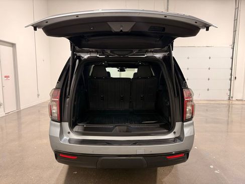Used 2024 Chevrolet Suburban RST w/ Luxury Package AWD/4WD image 9
